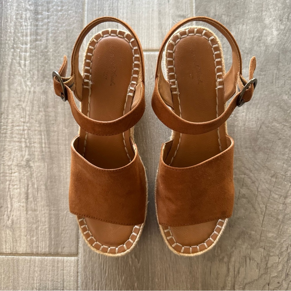 Universal Thread Brown Wedge Sandals with Ankle Strap - Picture 4 of 10